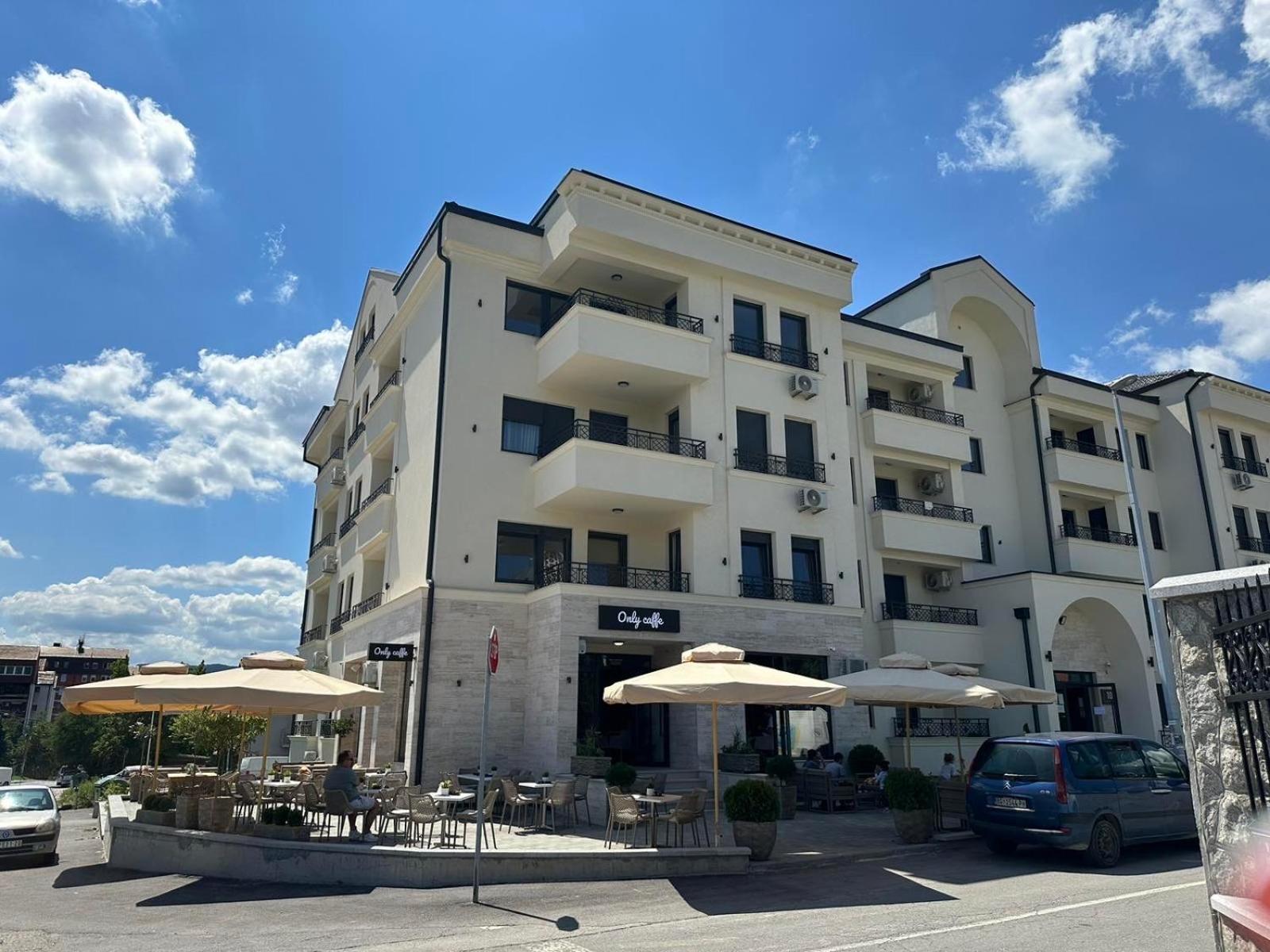 Porto Lux Lägenhet Arandjelovac Exteriör bild